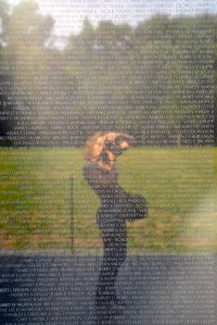 Me_Vietnam_memorial