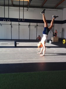 Handstand1