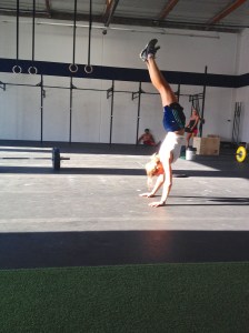 handstand2