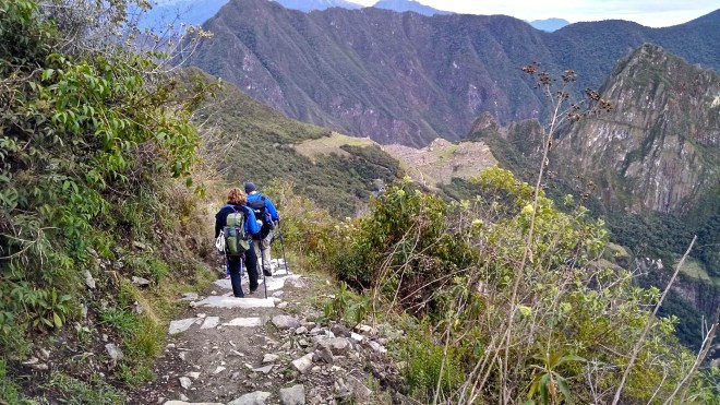 Me_T_Descending_from_sungate