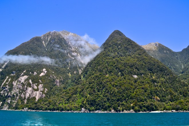 MilfordSound16