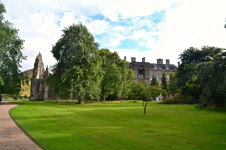 Holyrood4